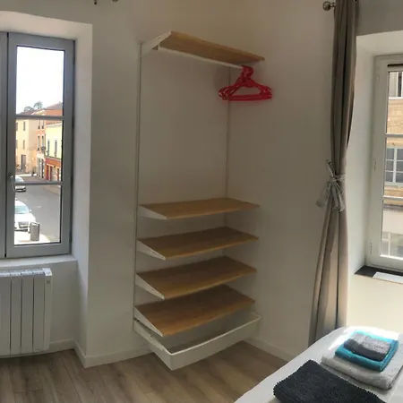 Joli Au Centre De Apartment